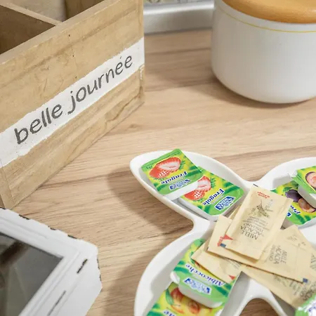 Fabiene Familyholidays Gelsonia Чефалу