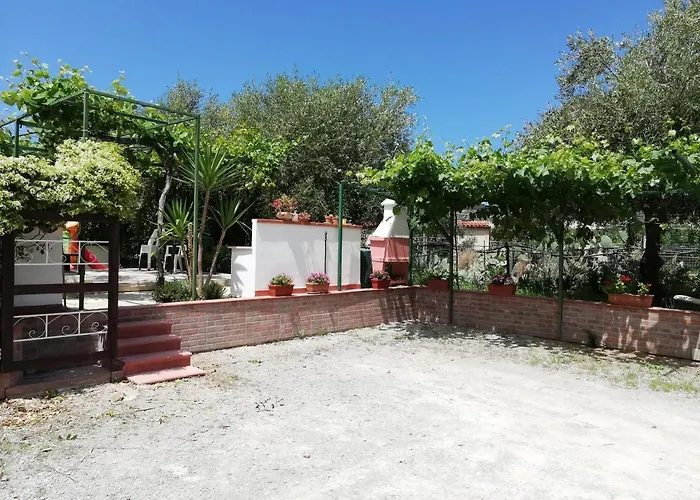 Fabiene Familyholidays Gelsonia * Чефалу