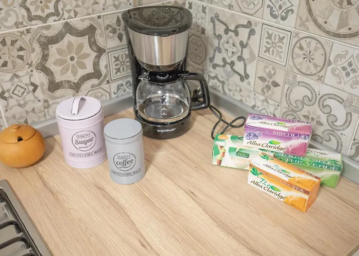 Апартаменты Fabiene Familyholidays Gelsonia Чефалу